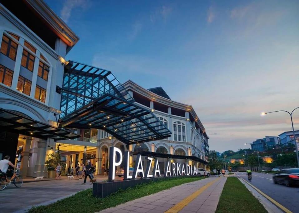 Pangsapuri Premium Darkdesign 6pax In Desa Parkcity Wifitvbox